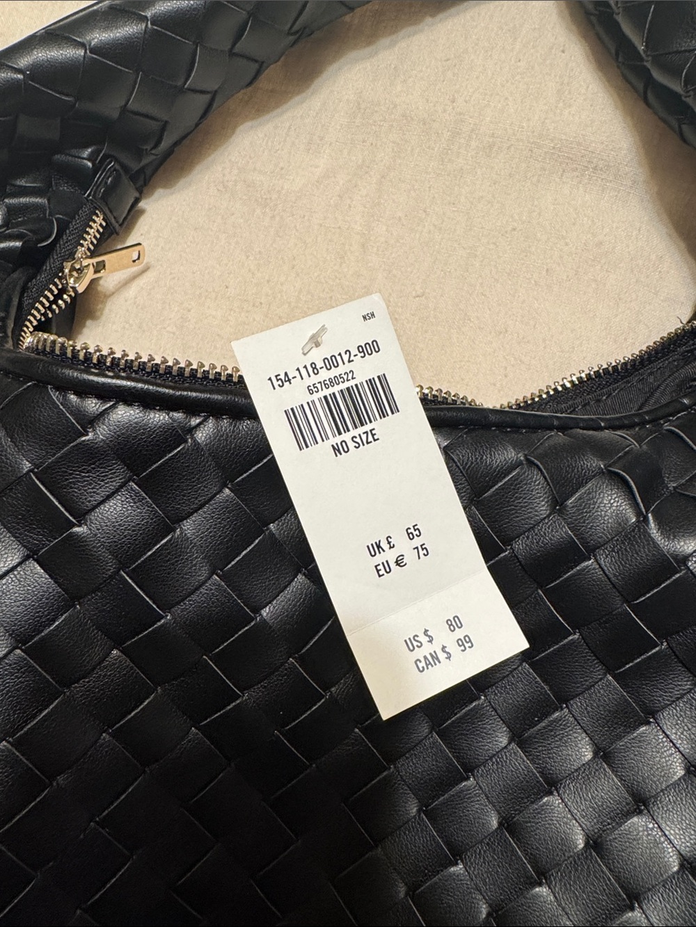 NWT Abercrombie & Fitch Black Woven Hobo Shoulder Bag - Picture 2 of 3